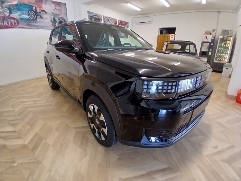 veicoli_scheda.php?IDVEICOLO=0S1870